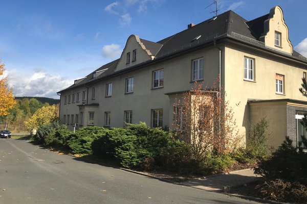 Ansicht Unterwellenborn, Attraktive Bürofläche im 1.OG im Bürohaus Am Wasserlauf 3 am Standort Unterwellenborn zu vermieten