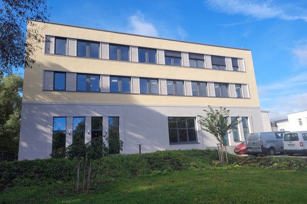 Ansicht Gotha, Moderne Bürofläche im Gewerbepark "Südstraße 15"