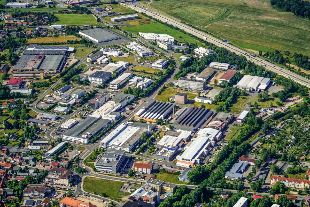 Ansicht Industriehalle im Industriepark Tridelta Hermsdorf am "Hermsdorfer Kreuz"