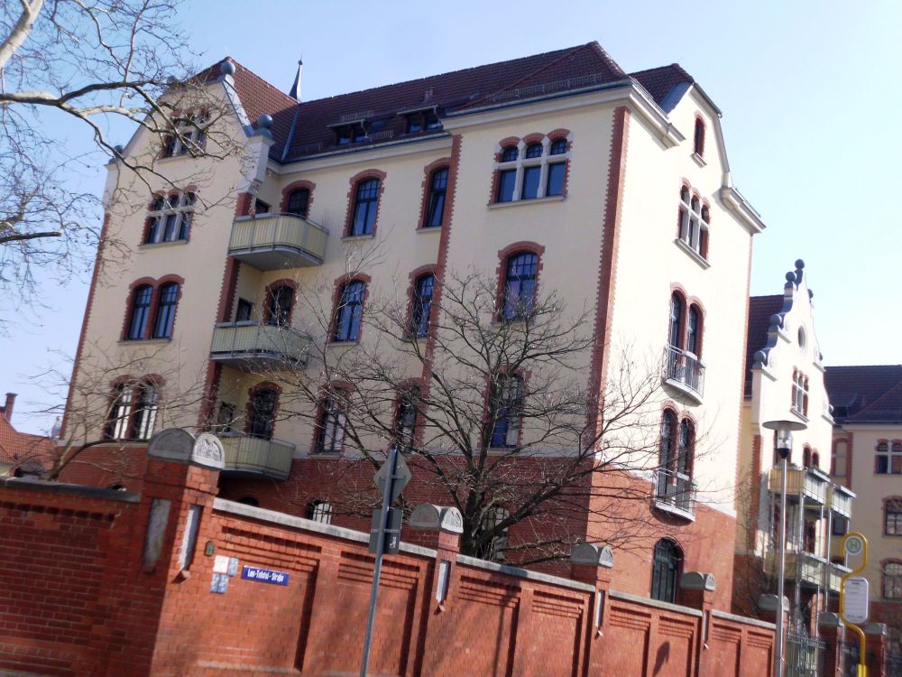 Ansicht Leo-Tolstoi-Straße 1