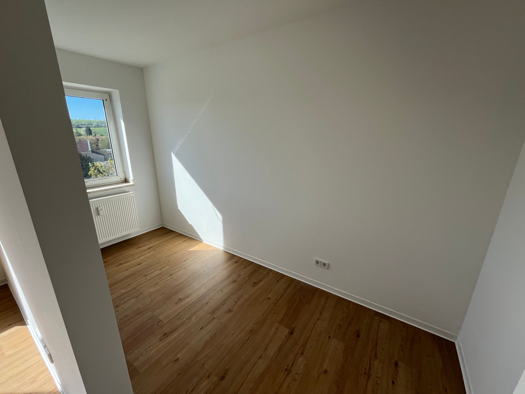 Ansicht Bad Köstritz, Rosa-Luxemburg-Ring 23, 1-Raum-Wohnung im 3. OG mit Balkon - WBS erforderlich (ME 23)