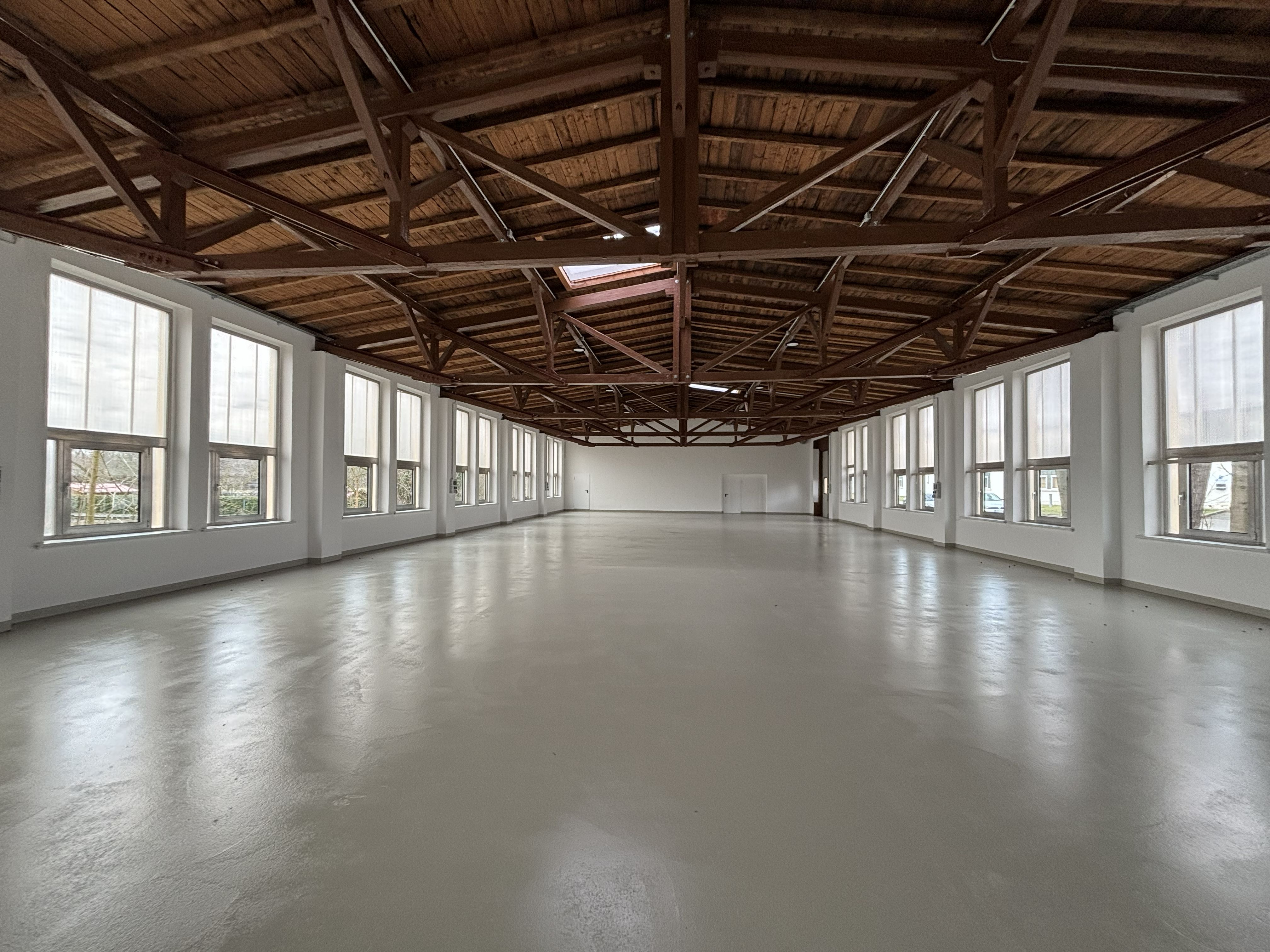 Ansicht Werkstatt mit Lagerhalle und Büro im Gewerbegebiet Arnstadt/Rudisleben zu vermieten