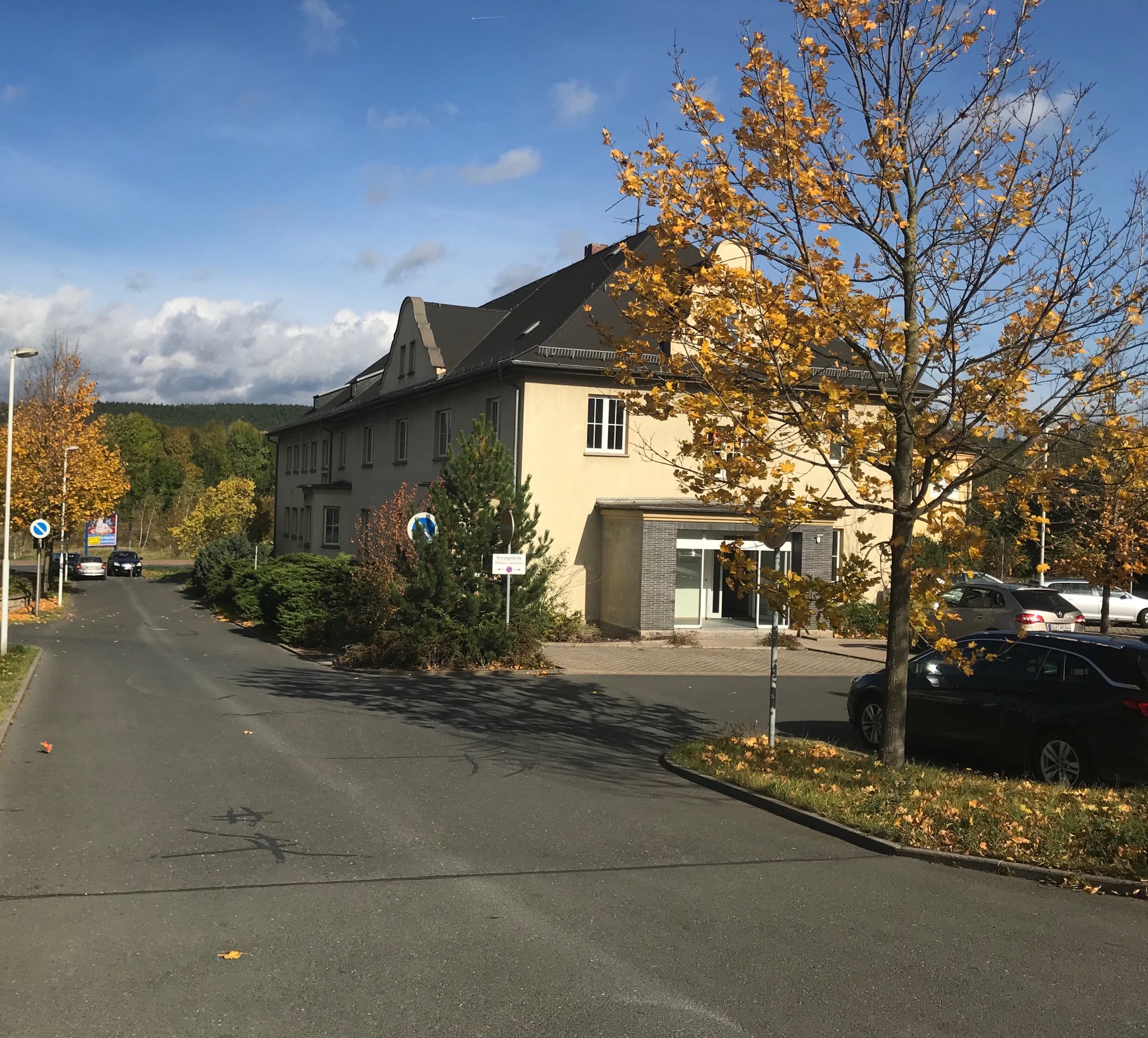 Ansicht Attraktive Bürofläche im 1.OG im Bürohaus Am Wasserlauf 3 am Standort Unterwellenborn zu vermieten