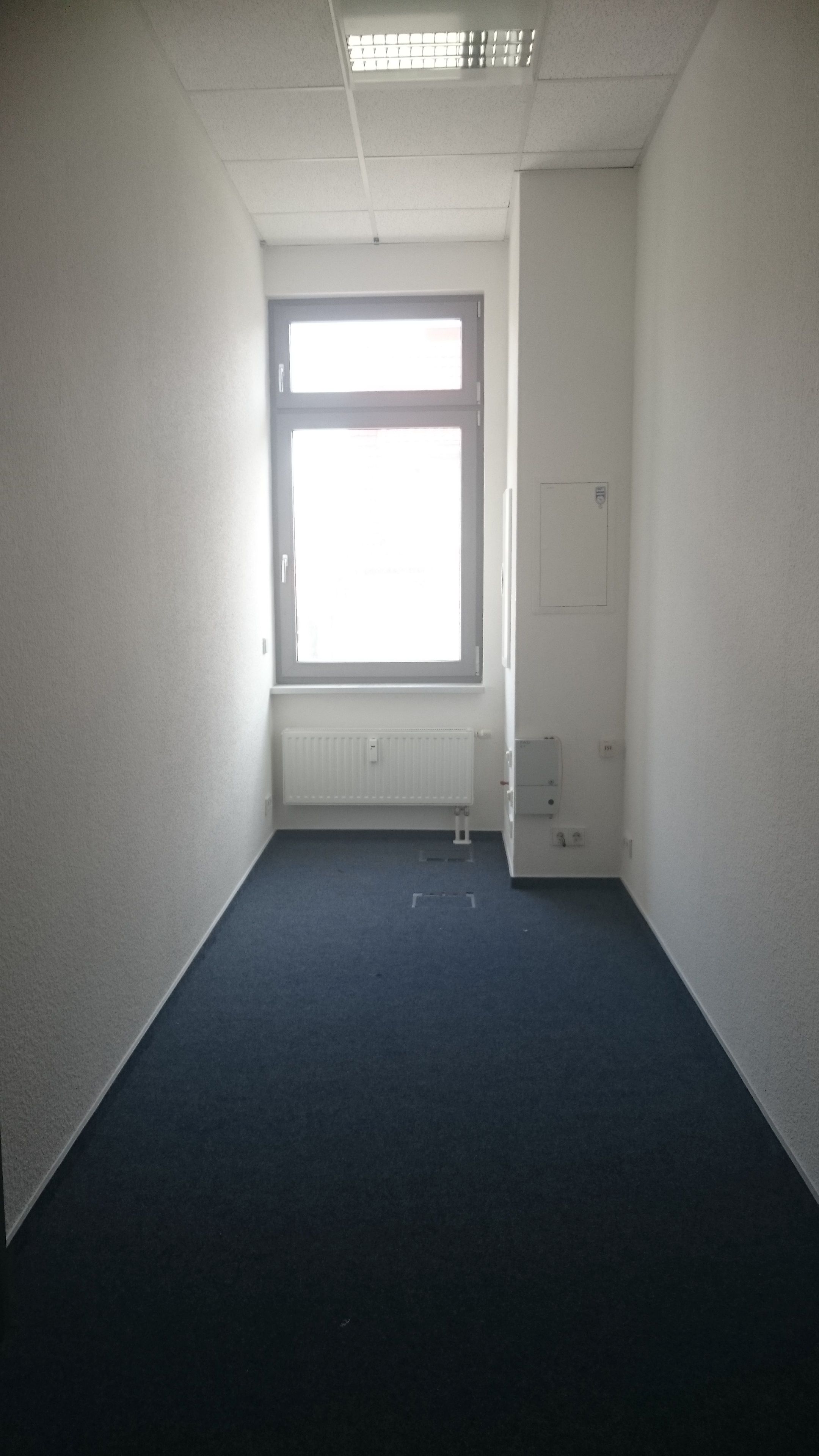 Ansicht Schöne helle Büros in großem Bürogebäude 340 EG und 3.OG "West" zu vermieten