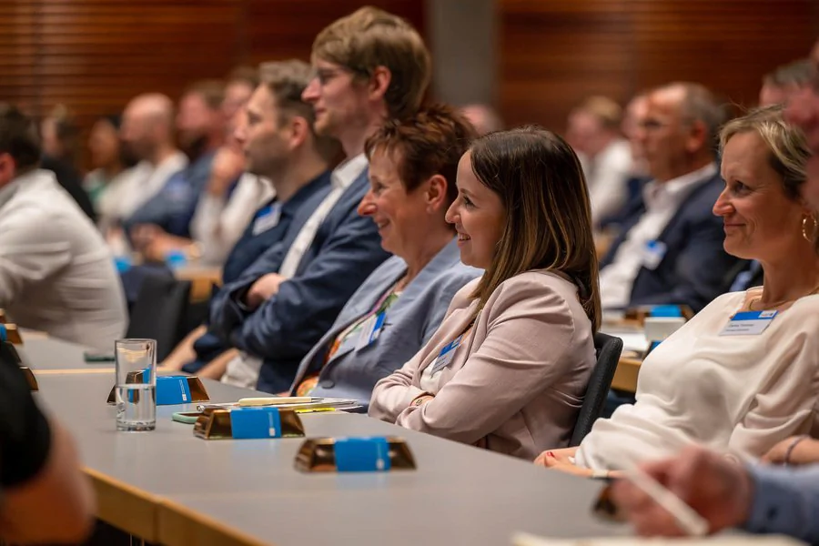 Nahaufnahme der Gäste im Auditorium