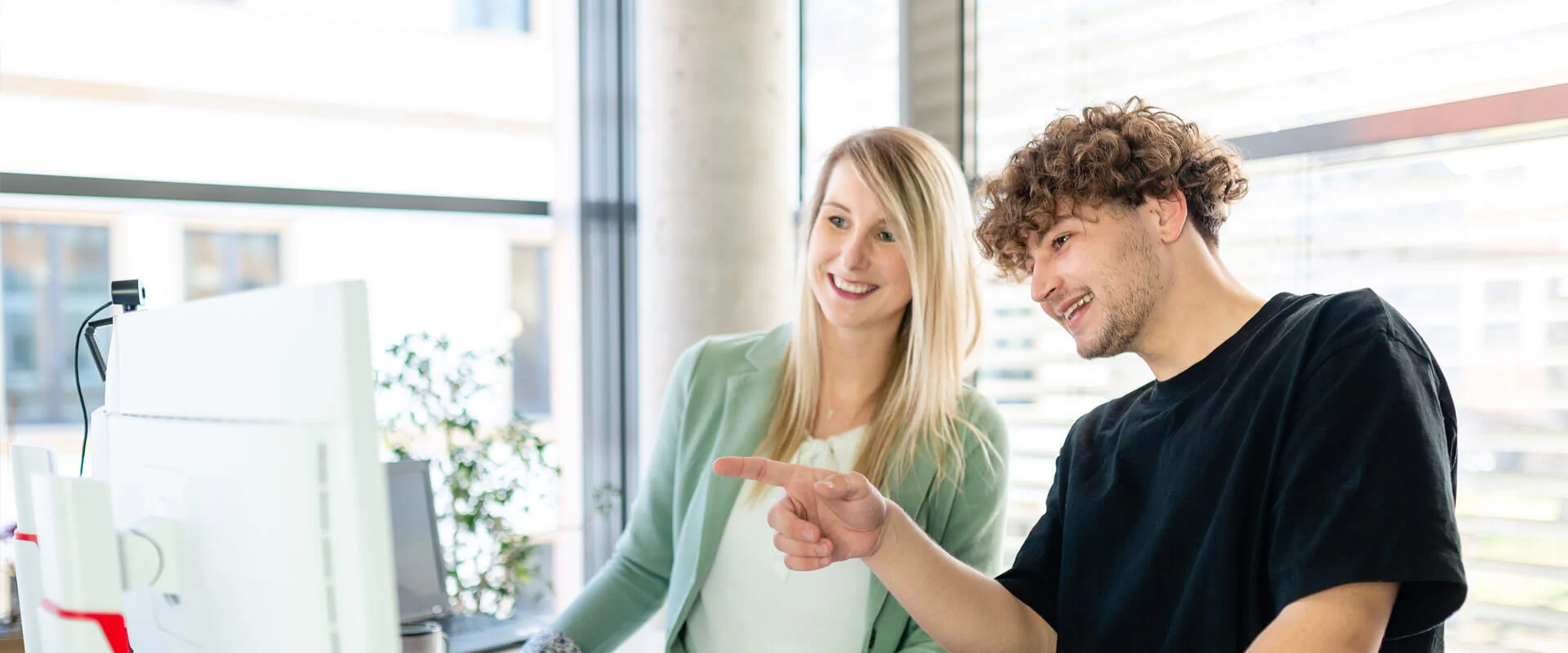 Bildbeschreibung / description: Fachkräfte in Thüringen